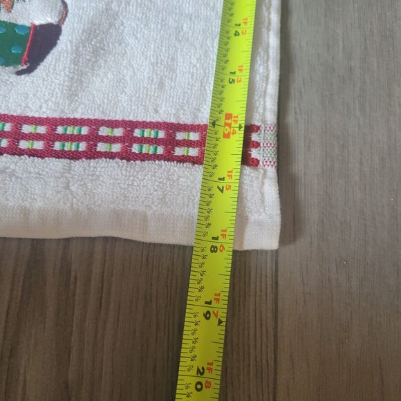 Set Of 2 Dena Home Holiday Kitchen Towels With Dog & Santa Hat Design - Picture 3 of 6